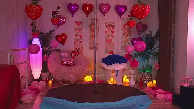 Snapshot of KittyCaitlin chatting on February 2026 08:16:01 PM KittyCaitlin online show from February 2026 08:16:01 PM