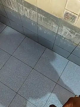 dinesh682 online show from October 2025 06:41:02 PM