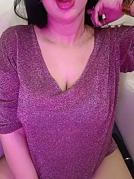 Snapshot of Queen_sousou chatting on June 2026 09:45:02 AM Queen sousou online show from June 2026 09:45:02 AM