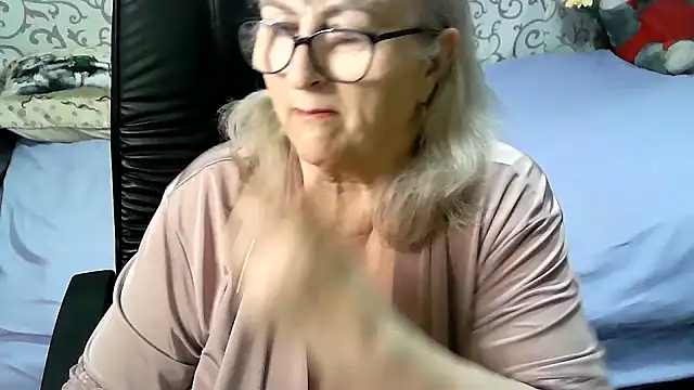 LolkaAlyss online show from January 2025 05:53:01 PM