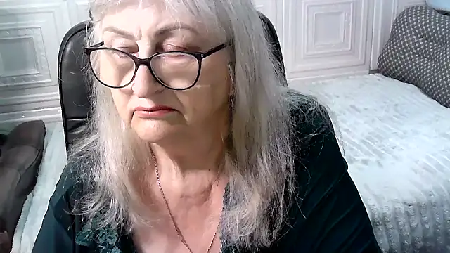 LolkaAlyss online show from June 2026 09:26:02 AM