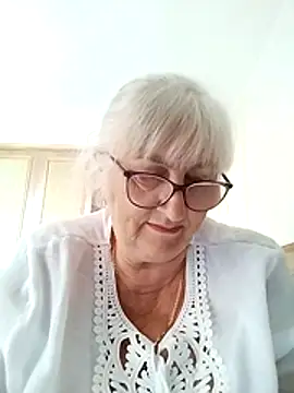 LolkaAlyss online show from June 2026 01:37:01 PM