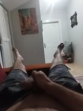 Snapshot of Aykut1990 chatting on November 2025 04:07:01 PM Aykut1990 online show from November 2025 04:07:01 PM