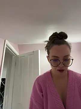 Snapshot of FemDom_RubyKnightXXO chatting on January 2025 12:50:02 PM FemDom RubyKnightXXO online show from January 2025 12:50:02 PM