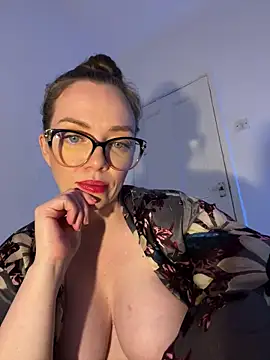 Snapshot of FemDom_RubyKnightXXO chatting on January 2025 07:48:02 PM FemDom RubyKnightXXO online show from January 2025 07:48:02 PM