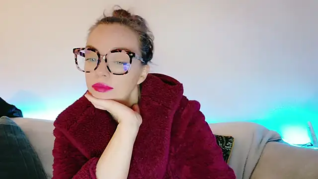 Snapshot of FemDom_RubyKnightXXO chatting on February 2025 12:09:01 AM FemDom RubyKnightXXO online show from February 2025 12:09:01 AM