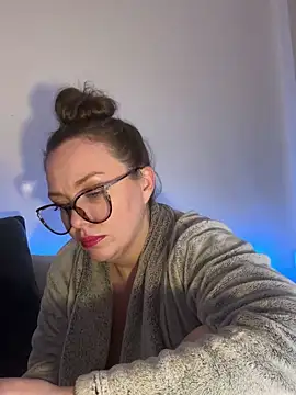 Snapshot of FemDom_RubyKnightXXO chatting on February 2025 10:28:02 PM FemDom RubyKnightXXO online show from February 2025 10:28:02 PM