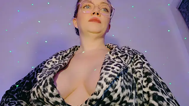 Snapshot of FemDom_RubyKnightXXO chatting on March 2025 08:52:02 PM FemDom RubyKnightXXO online show from March 2025 08:52:02 PM