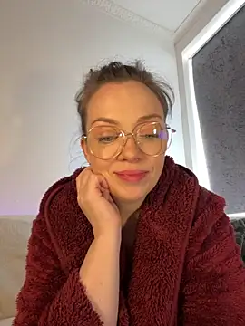 Snapshot of FemDom_RubyKnightXXO chatting on September 2025 01:57:02 PM FemDom RubyKnightXXO online show from September 2025 01:57:02 PM