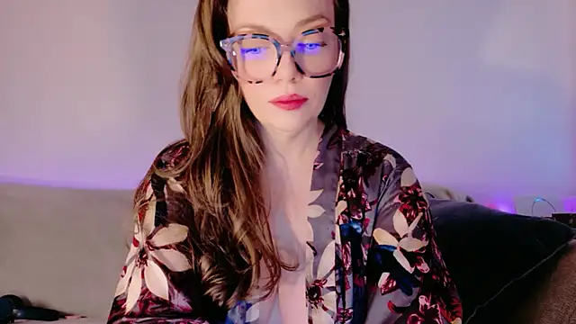 Snapshot of FemDom_RubyKnightXXO chatting on October 2025 01:23:01 PM FemDom RubyKnightXXO online show from October 2025 01:23:01 PM