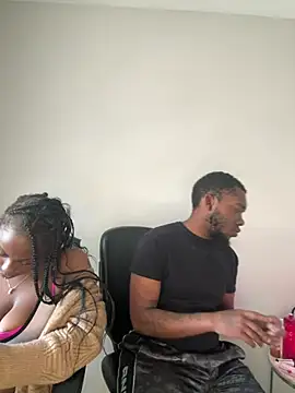 Snapshot of DancingLemonade chatting on May 2026 07:52:01 PM DancingLemonade online show from May 2026 07:52:01 PM