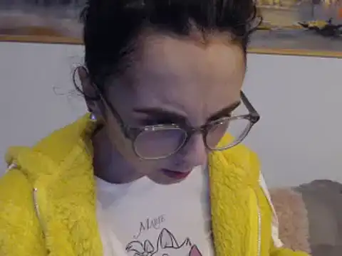 Snapshot of cleophee chatting on January 2025 06:46:01 AM cleophee online show from January 2025 06:46:01 AM