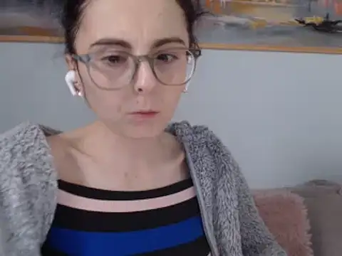 Snapshot of cleophee chatting on February 2025 12:55:01 PM cleophee online show from February 2025 12:55:01 PM