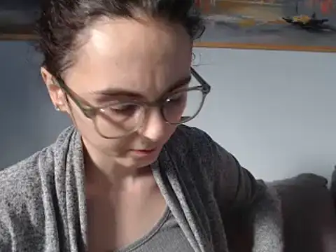 Snapshot of cleophee chatting on February 2025 09:53:02 AM cleophee online show from February 2025 09:53:02 AM