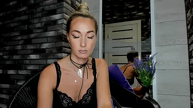 Snapshot of StarryHanna chatting on January 2025 08:16:01 PM StarryHanna online show from January 2025 08:16:01 PM