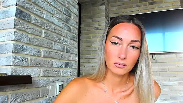 StarryHanna online show from June 2026 05:33:02 PM