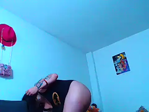 MARIANAWEED online show from December 2025 04:46:02 PM