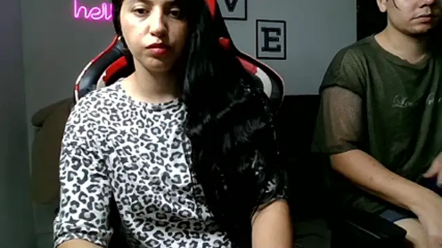 Snapshot of kim_sex_hot chatting on October 2025 11:03:02 PM kim sex hot online show from October 2025 11:03:02 PM