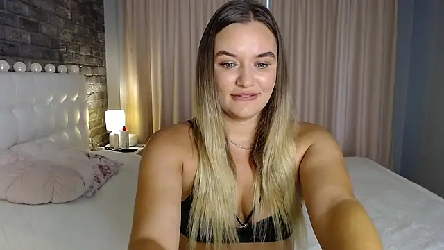 Snapshot of starrydoll chatting on October 2025 09:07:02 AM starrydoll online show from October 2025 09:07:02 AM