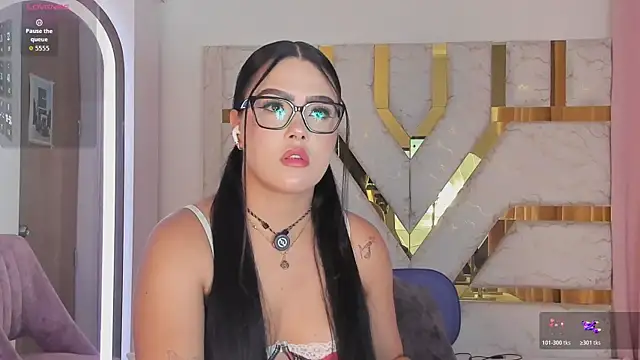 sophy champagne online show from May 2026 01:36:01 AM