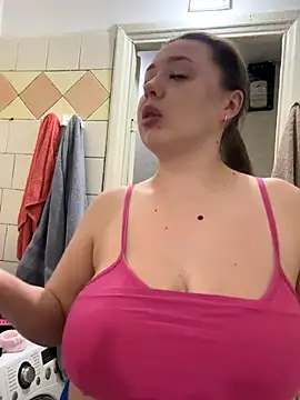 Sara Slow online show from September 2025 05:22:01 AM