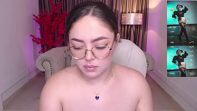 Snapshot of emmy_walker chatting on January 2025 11:10:01 AM emmy walker online show from January 2025 11:10:01 AM