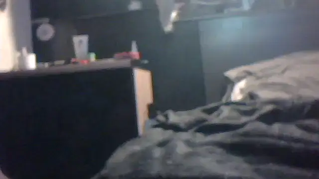 Snapshot of Slutviki69 chatting on October 2025 10:44:02 PM Slutviki69 online show from October 2025 10:44:02 PM