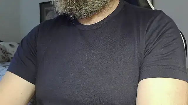 Snapshot of usdirtymikee9 chatting on November 2025 05:57:01 PM usdirtymikee9 online show from November 2025 05:57:01 PM