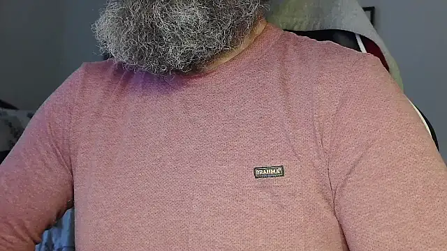 Snapshot of usdirtymikee9 chatting on December 2025 10:26:01 PM usdirtymikee9 online show from December 2025 10:26:01 PM