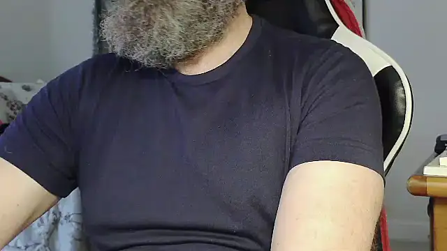 Snapshot of usdirtymikee9 chatting on December 2025 05:41:01 PM usdirtymikee9 online show from December 2025 05:41:01 PM