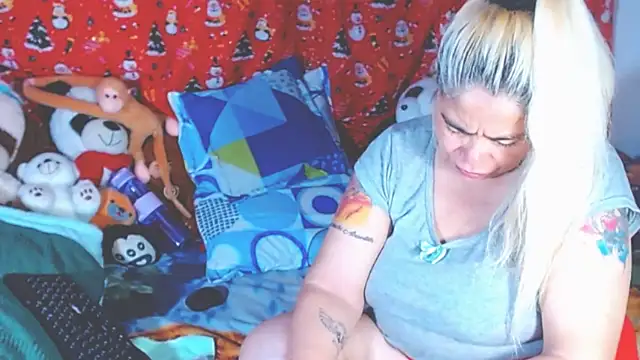 estrellita fugaz16x online show from January 2026 12:12:02 AM