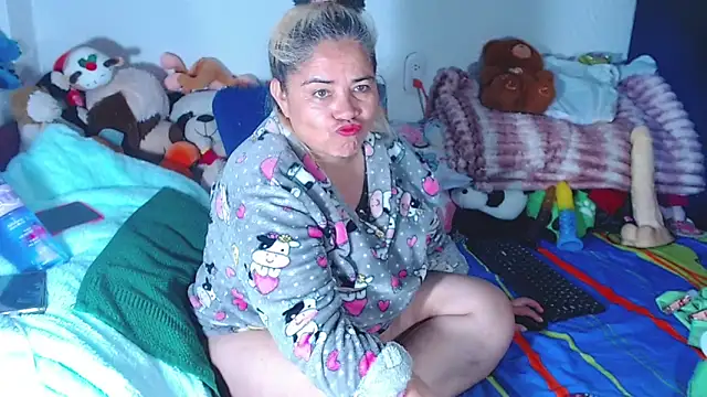estrellita fugaz16x online show from June 2026 04:33:02 AM