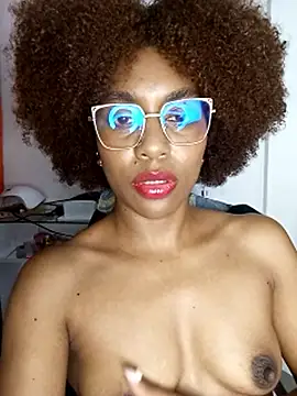 Snapshot of thaimy_ chatting on May 2026 02:50:02 AM thaimy online show from May 2026 02:50:02 AM