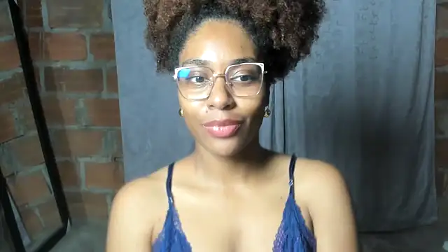 Snapshot of thaimy_ chatting on May 2026 02:31:02 AM thaimy online show from May 2026 02:31:02 AM