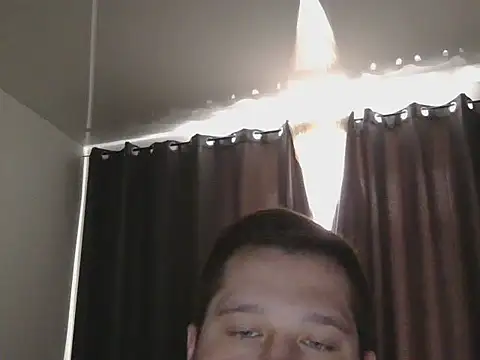 Snapshot of LionEdwin chatting on February 2026 08:35:01 AM LionEdwin online show from February 2026 08:35:01 AM