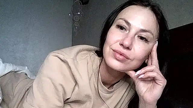 JulianaGold1 online show from April 2026 12:06:01 PM