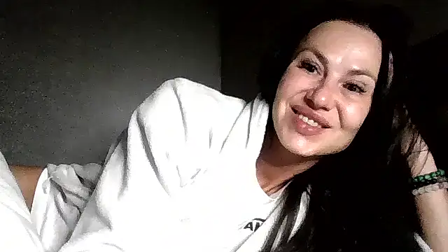 JulianaGold1 online show from June 2026 09:08:02 PM