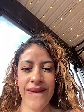 Snapshot of alana15 chatting on November 2025 09:26:02 PM alana15 online show from November 2025 09:26:02 PM