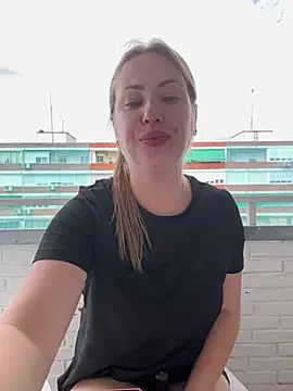 AlisaWhite online show from June 2026 03:40:01 PM