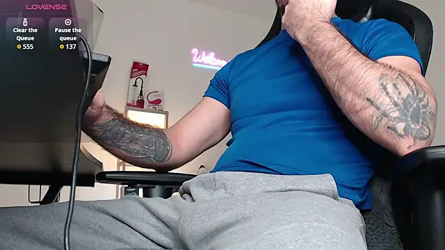 Snapshot of marioslim chatting on March 2026 08:51:01 AM marioslim online show from March 2026 08:51:01 AM