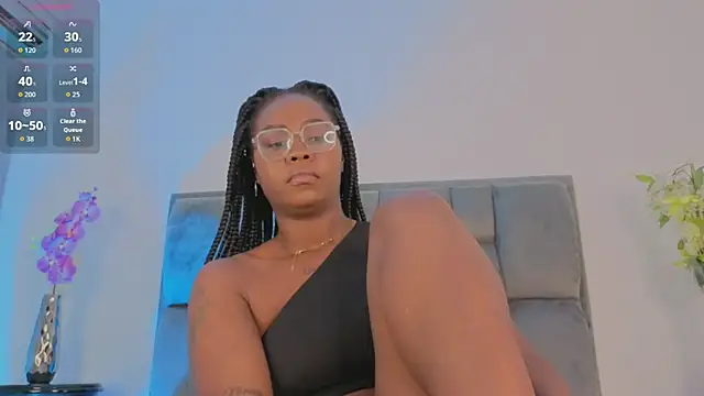 tanyyaa online show from December 2025 11:42:02 PM