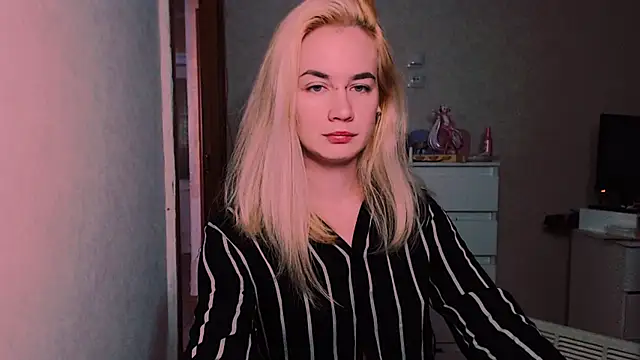 Snapshot of xxxcharismaaa chatting on October 2025 08:24:02 AM xxxcharismaaa online show from October 2025 08:24:02 AM