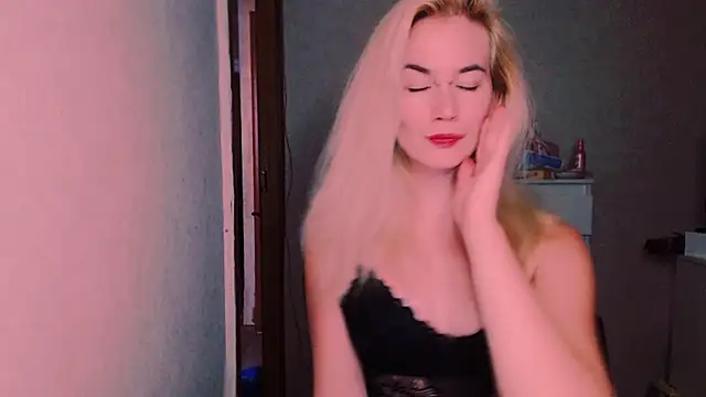 Snapshot of xxxcharismaaa chatting on October 2025 07:58:02 PM xxxcharismaaa online show from October 2025 07:58:02 PM