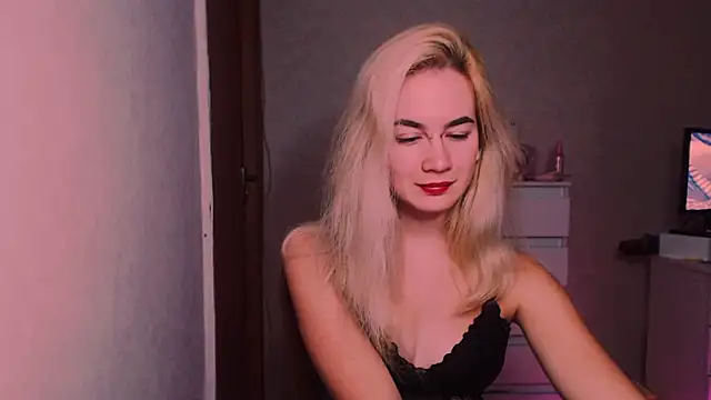 Snapshot of xxxcharismaaa chatting on October 2025 06:59:01 PM xxxcharismaaa online show from October 2025 06:59:01 PM