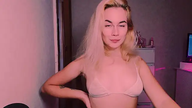 Snapshot of xxxcharismaaa chatting on October 2025 07:53:02 PM xxxcharismaaa online show from October 2025 07:53:02 PM