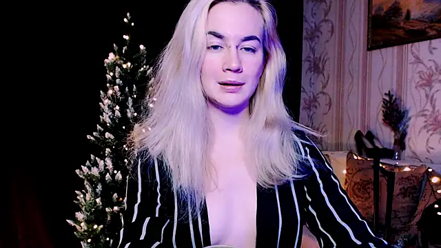 xxxcharismaaa online show from December 2025 08:02:01 PM