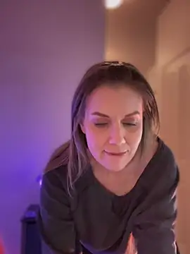 Snapshot of MaiseKnox chatting on February 2025 11:15:01 PM MaiseKnox online show from February 2025 11:15:01 PM