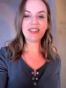 Snapshot of MaiseKnox chatting on September 2025 11:16:01 PM MaiseKnox online show from September 2025 11:16:01 PM