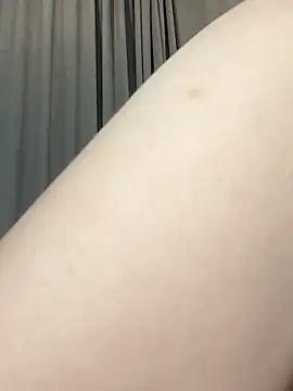 Snapshot of AnikaBest chatting on February 2025 02:40:02 AM AnikaBest online show from February 2025 02:40:02 AM