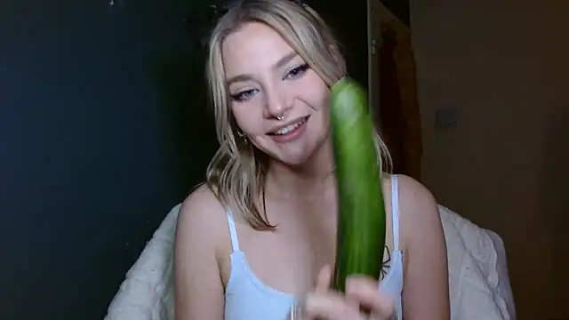 April LoveUK online show from March 2025 11:04:02 PM